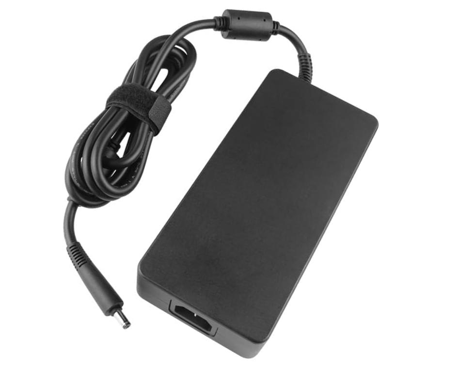 Original 19.5V 16.92A 330W 5.5mm*1.7mm Delta DA330PM111 Netzteil + Ladekabel