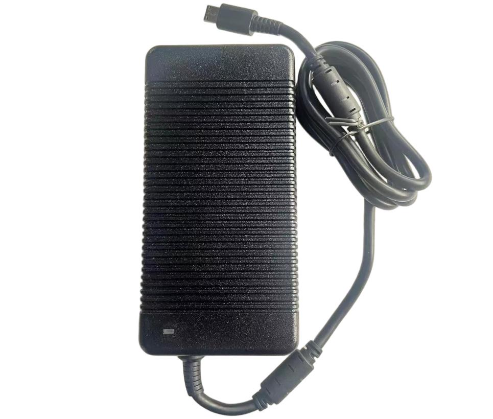 Original 19.5V 16.9A 330W MSI S93-0409480-D04 Chargeur AC Adaptateur